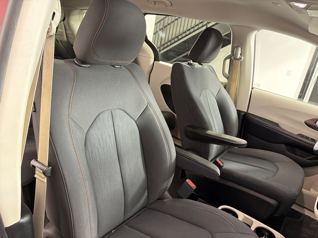 2019 Chrysler Pacifica Image 23