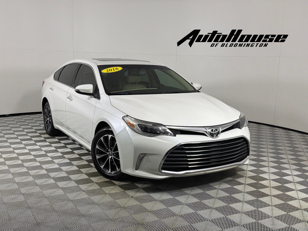 2016 Toyota Avalon Image 1