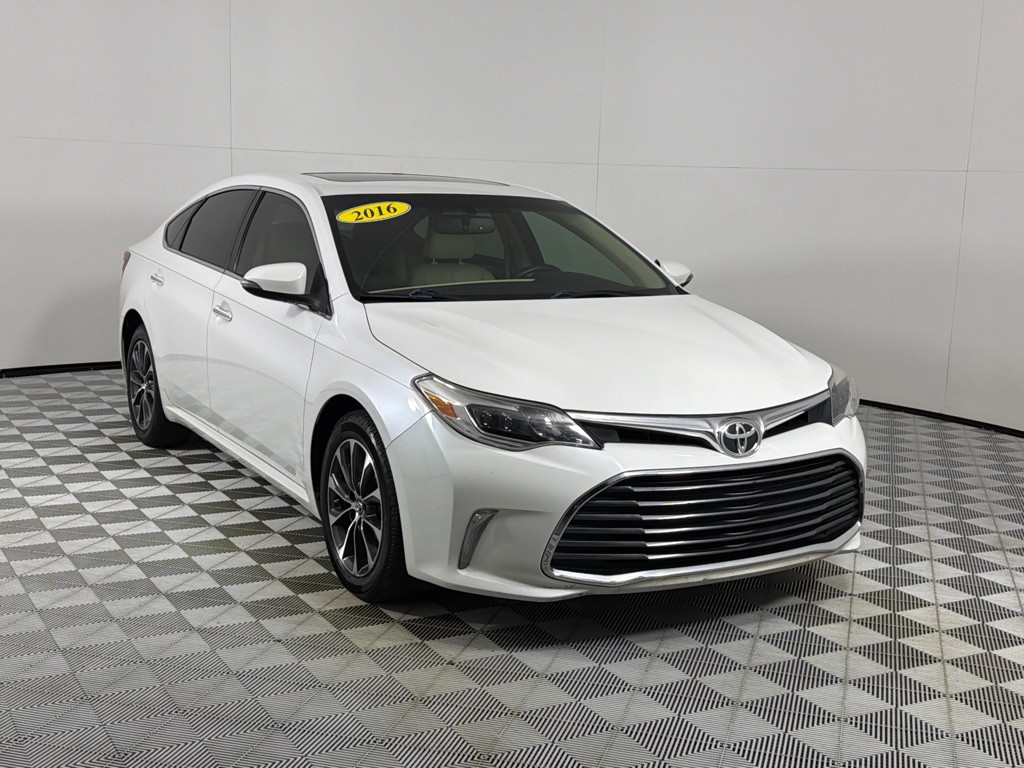 2016 Toyota Avalon Image 3