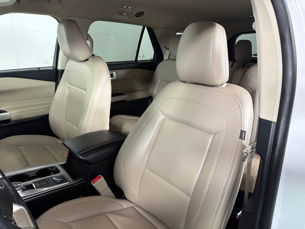 2022 Ford Explorer Image 11