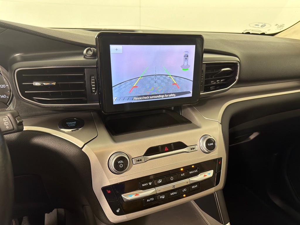 2022 Ford Explorer Image 15