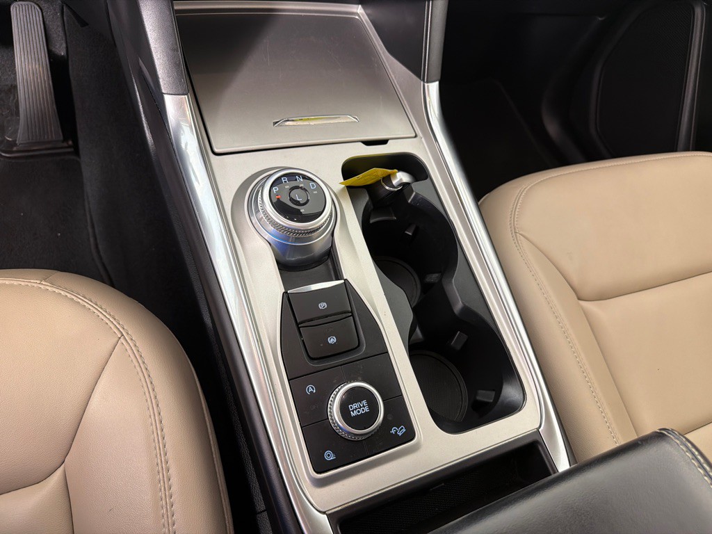 2022 Ford Explorer Image 16