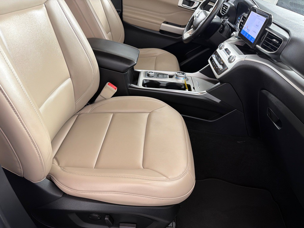 2022 Ford Explorer Image 23