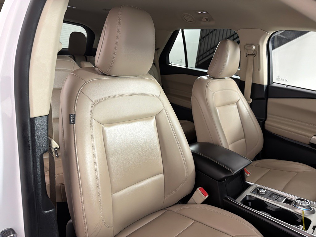 2022 Ford Explorer Image 24