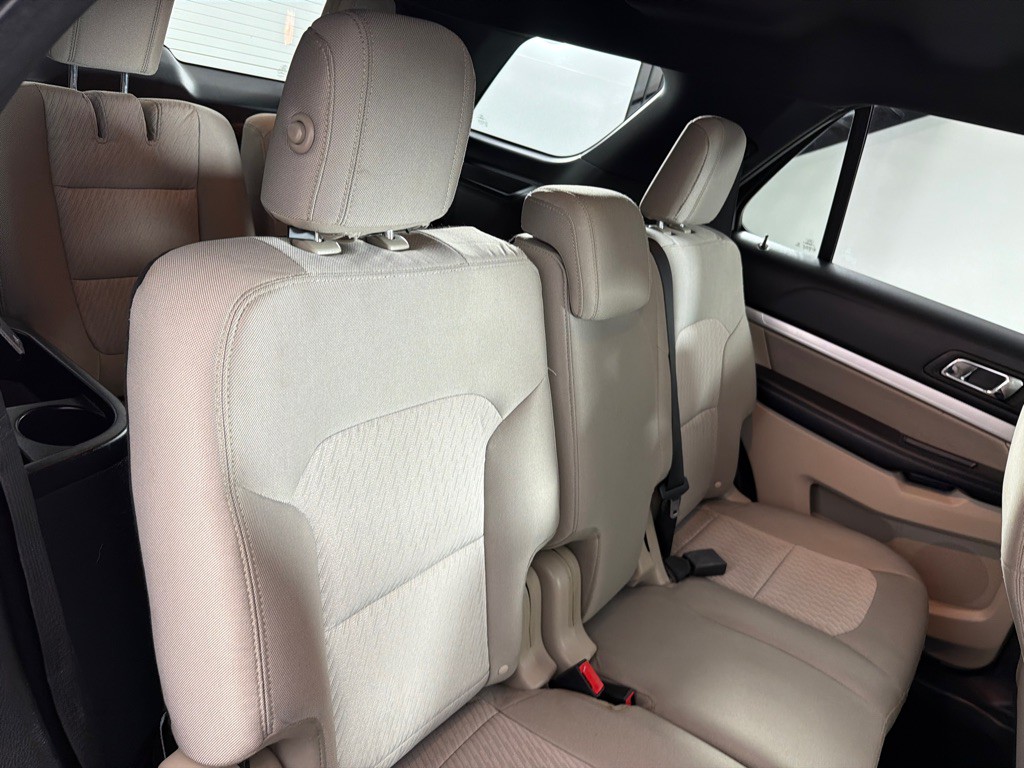 2018 Ford Explorer Image 23
