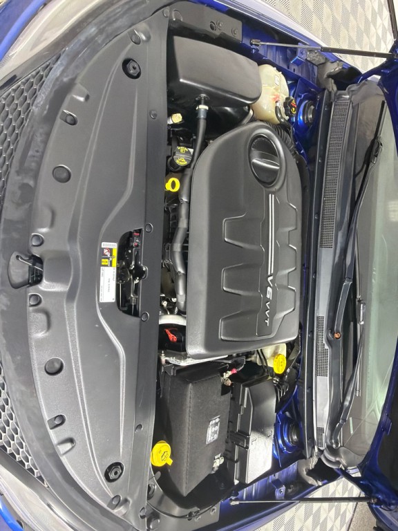 2015 Chrysler 200 Image 26