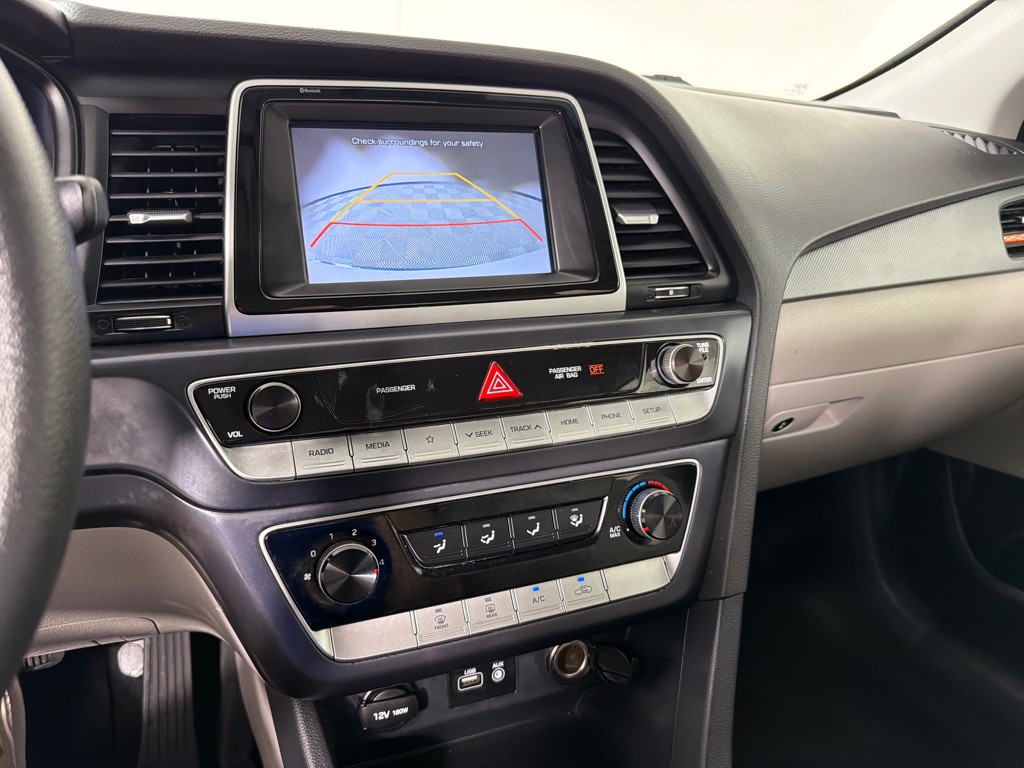2018 Hyundai Sonata Image 16
