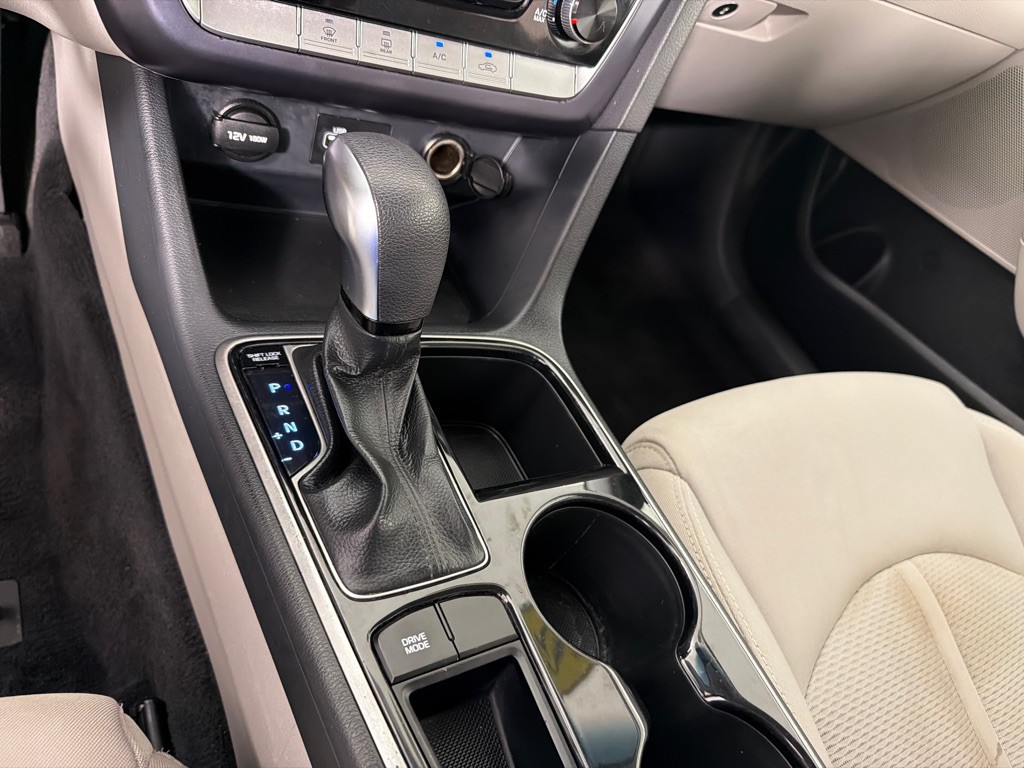 2018 Hyundai Sonata Image 17
