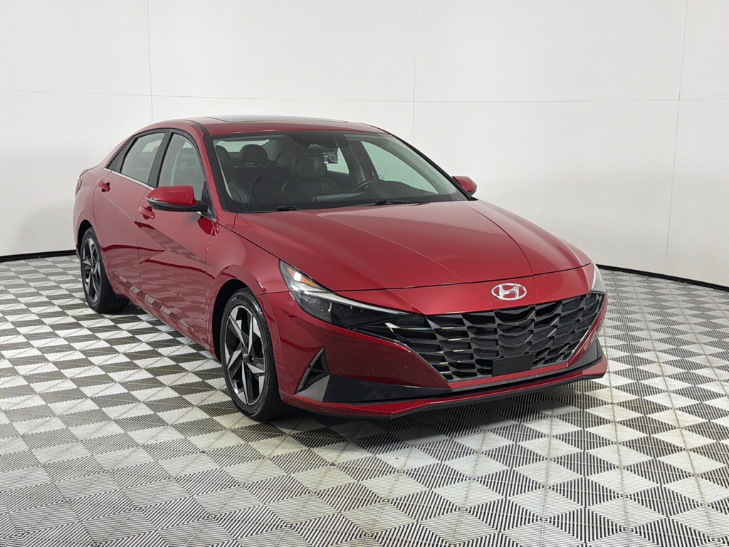 2023 Hyundai Elantra Image 3