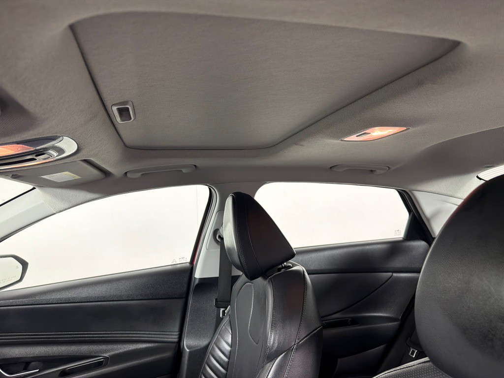 2023 Hyundai Elantra Image 11