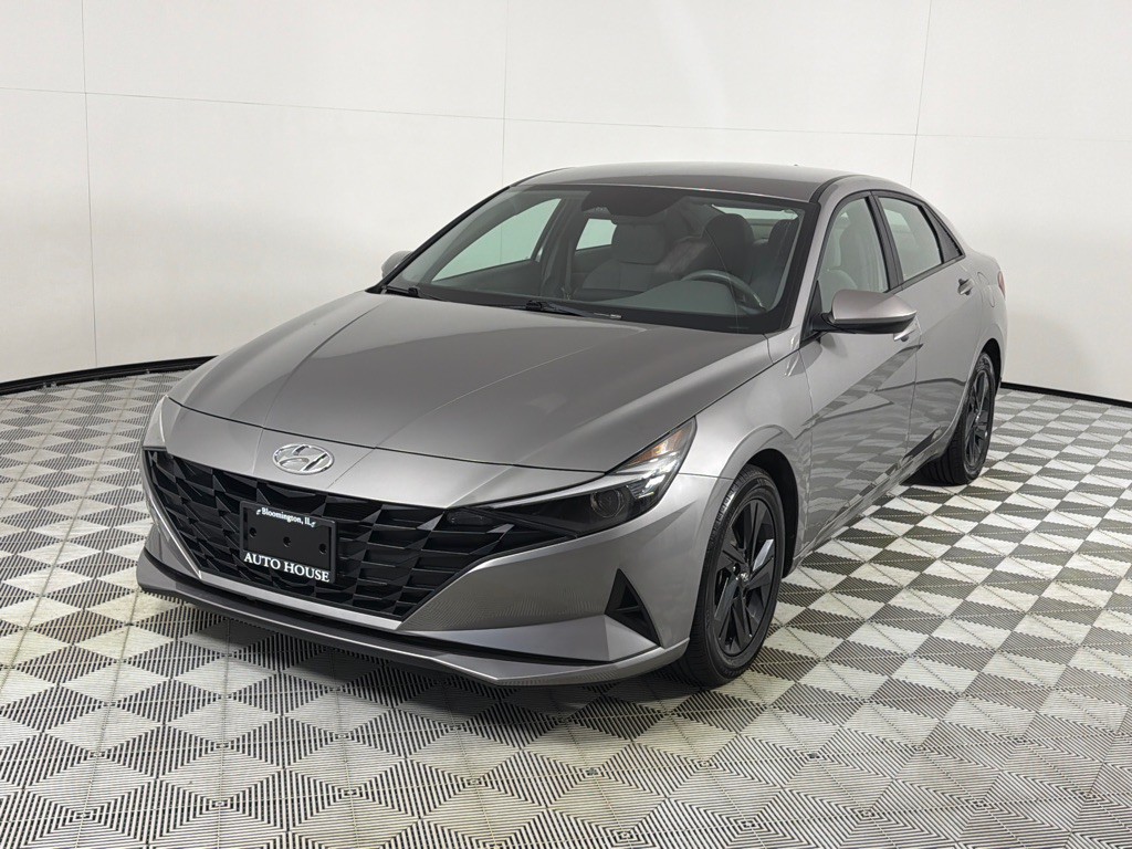 2022 Hyundai Elantra Image 10