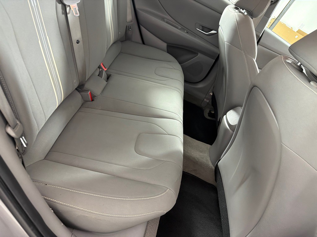 2022 Hyundai Elantra Image 19