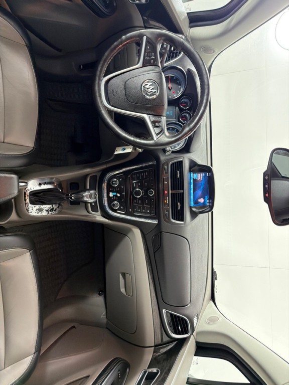 2013 Buick Enclave Image 24