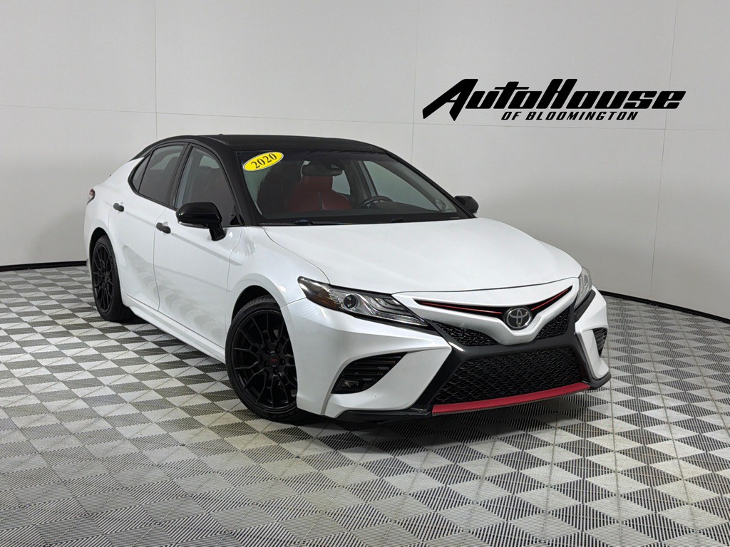 2020 Toyota Camry Image 1
