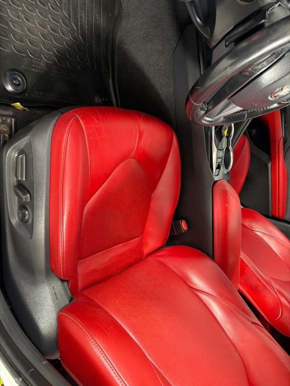 2020 Toyota Camry Image 11