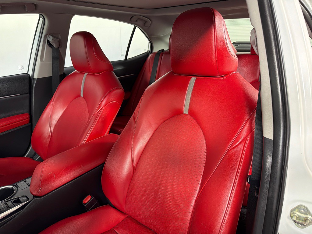 2020 Toyota Camry Image 12