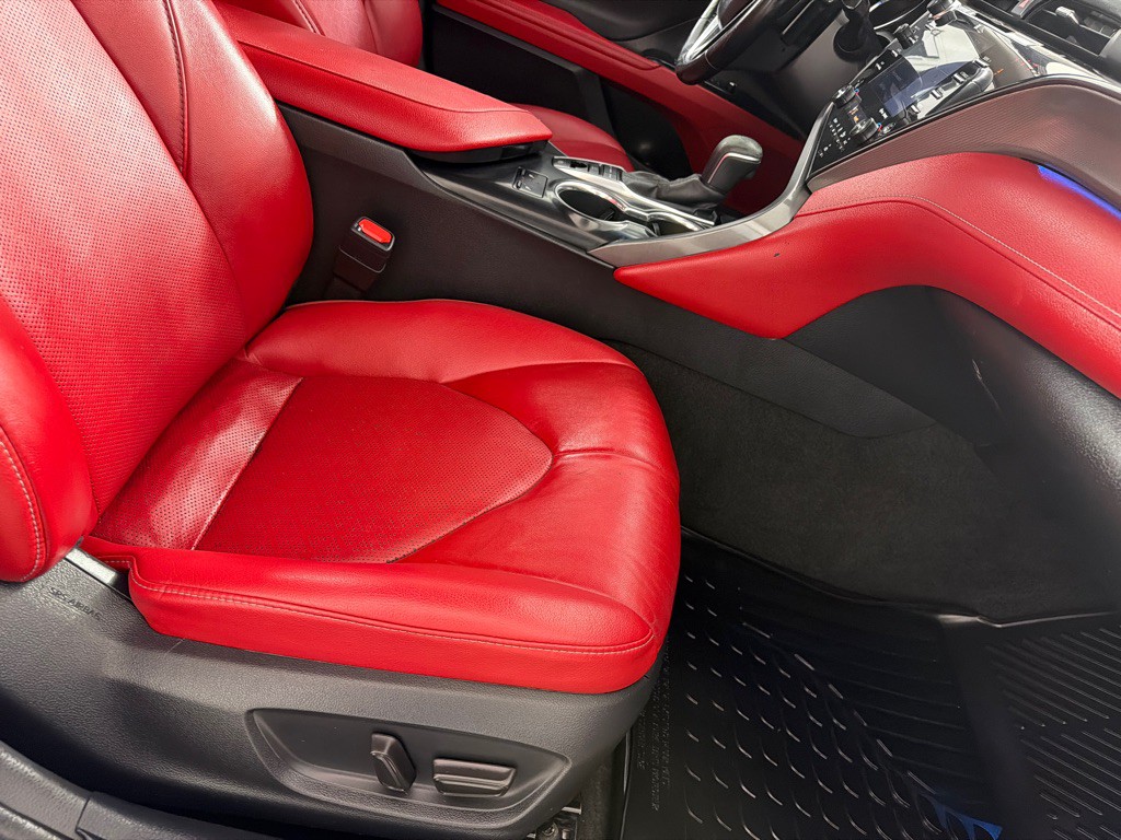 2020 Toyota Camry Image 23