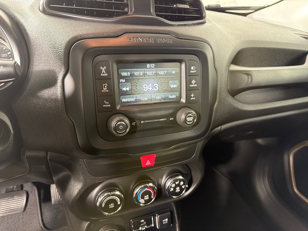 2017 Jeep Renegade Image 16
