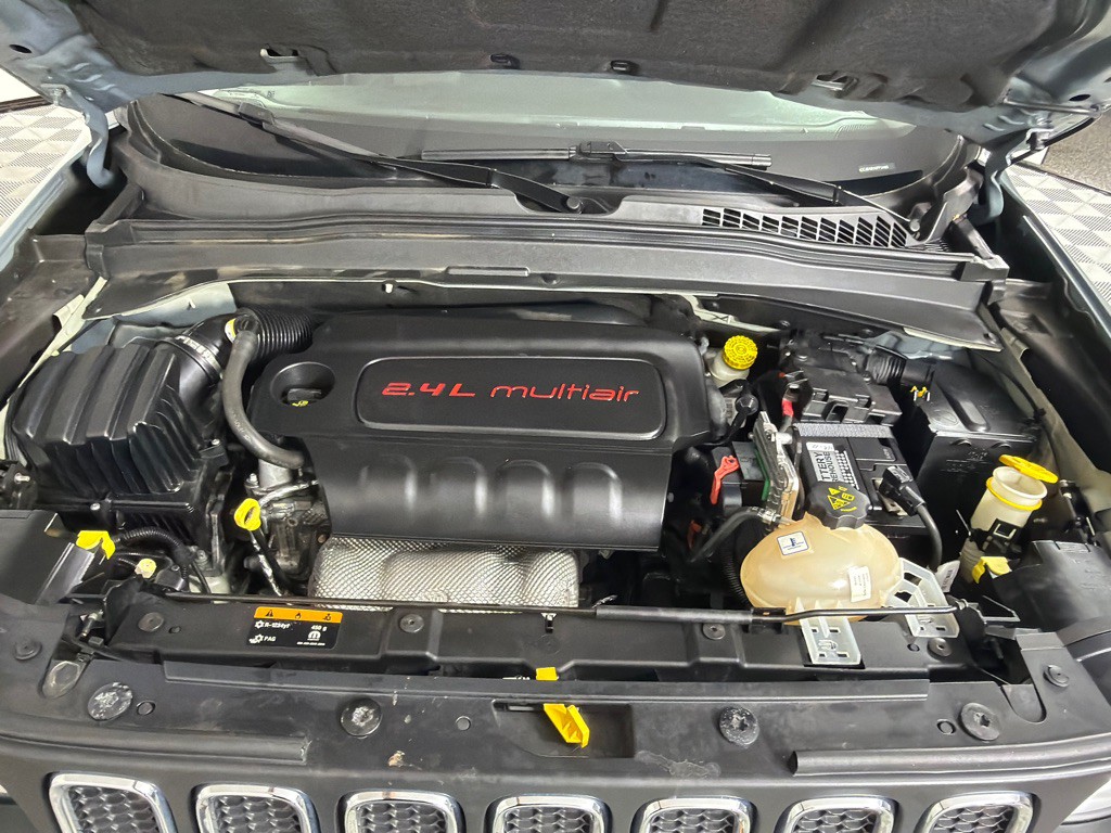 2017 Jeep Renegade Image 25