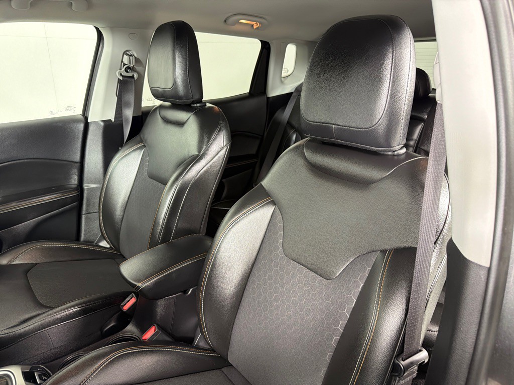 2020 Jeep Compass Image 13
