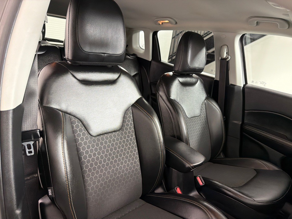 2020 Jeep Compass Image 26