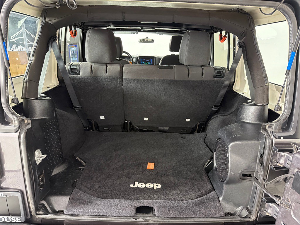2014 Jeep Wrangler Unlimited Image 19
