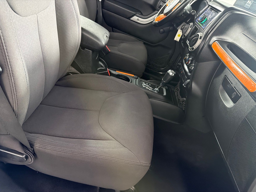 2014 Jeep Wrangler Unlimited Image 22