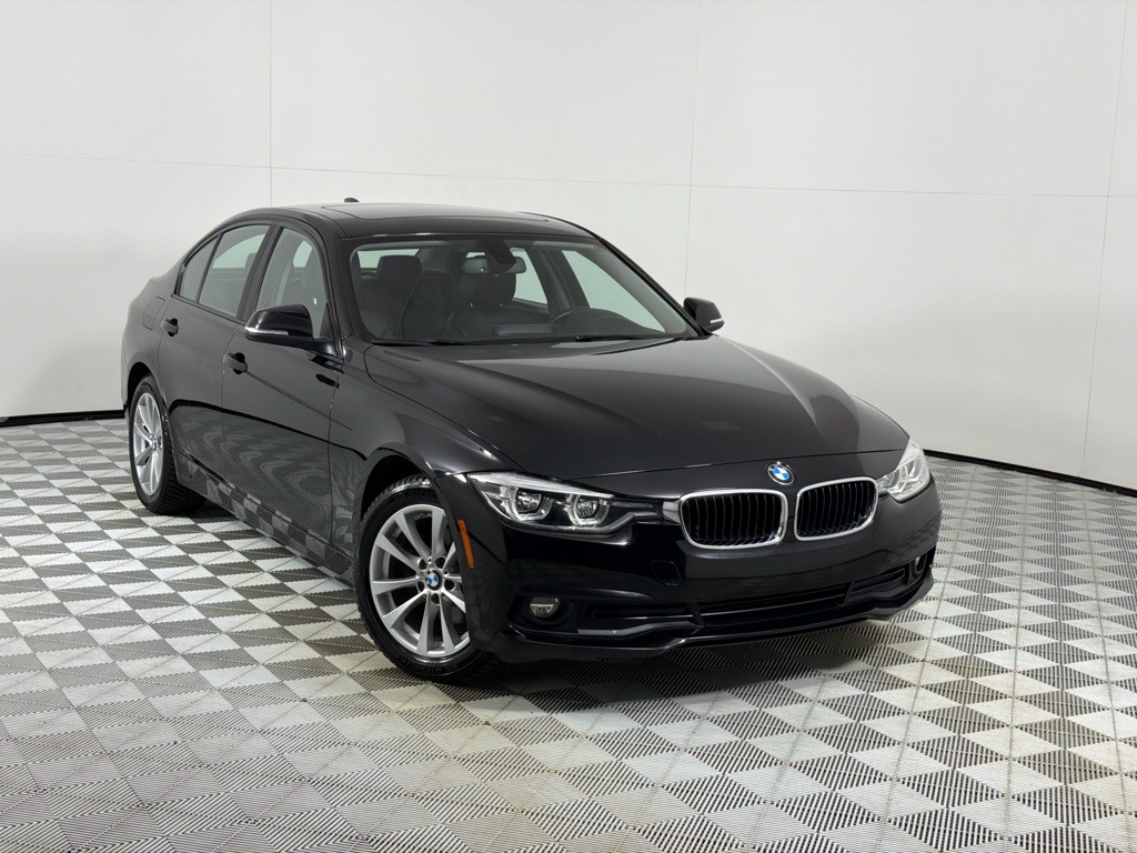 2018 BMW 3 Series Image 2