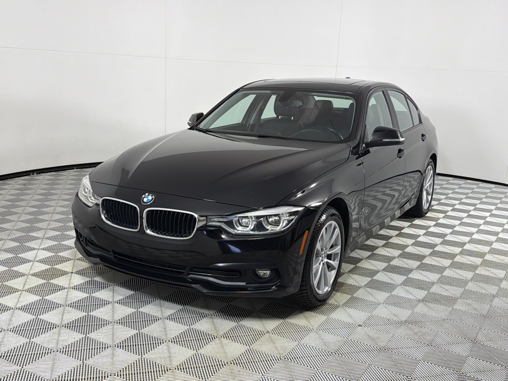 2018 BMW 3 Series Image 10