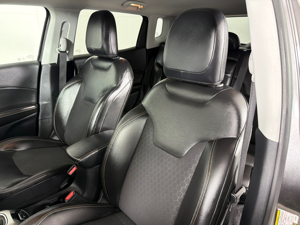 2018 Jeep Compass Image 10