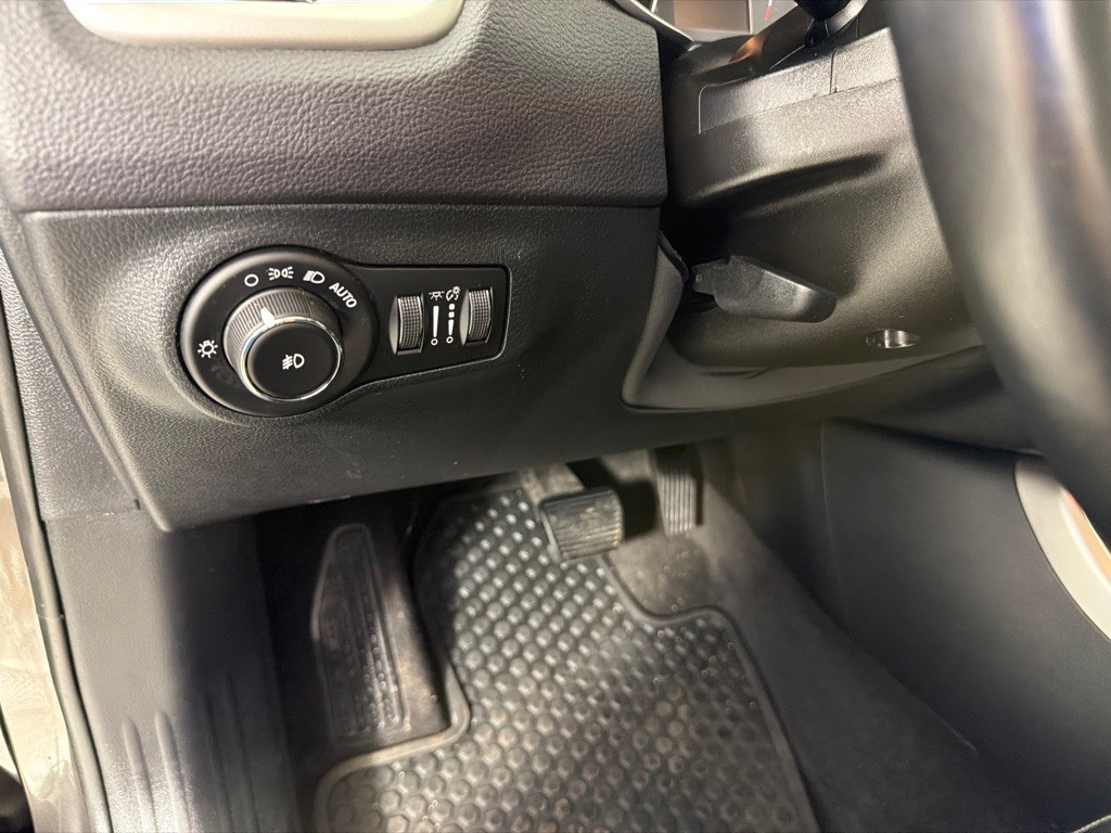 2018 Jeep Compass Image 11