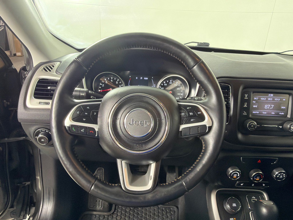 2018 Jeep Compass Image 12