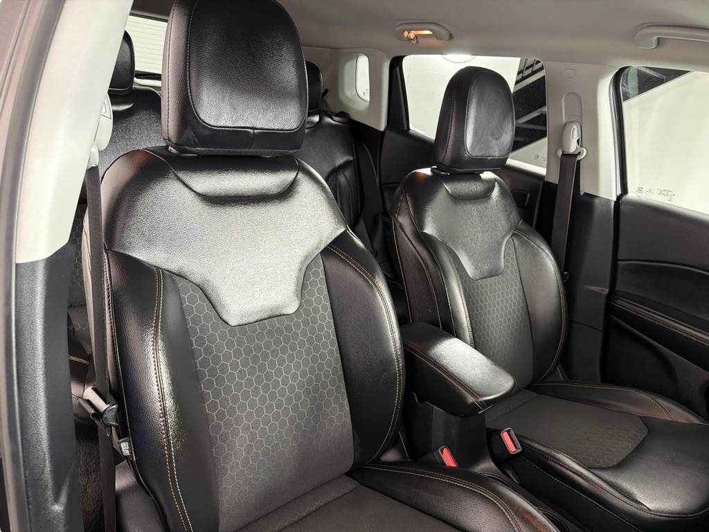2018 Jeep Compass Image 21