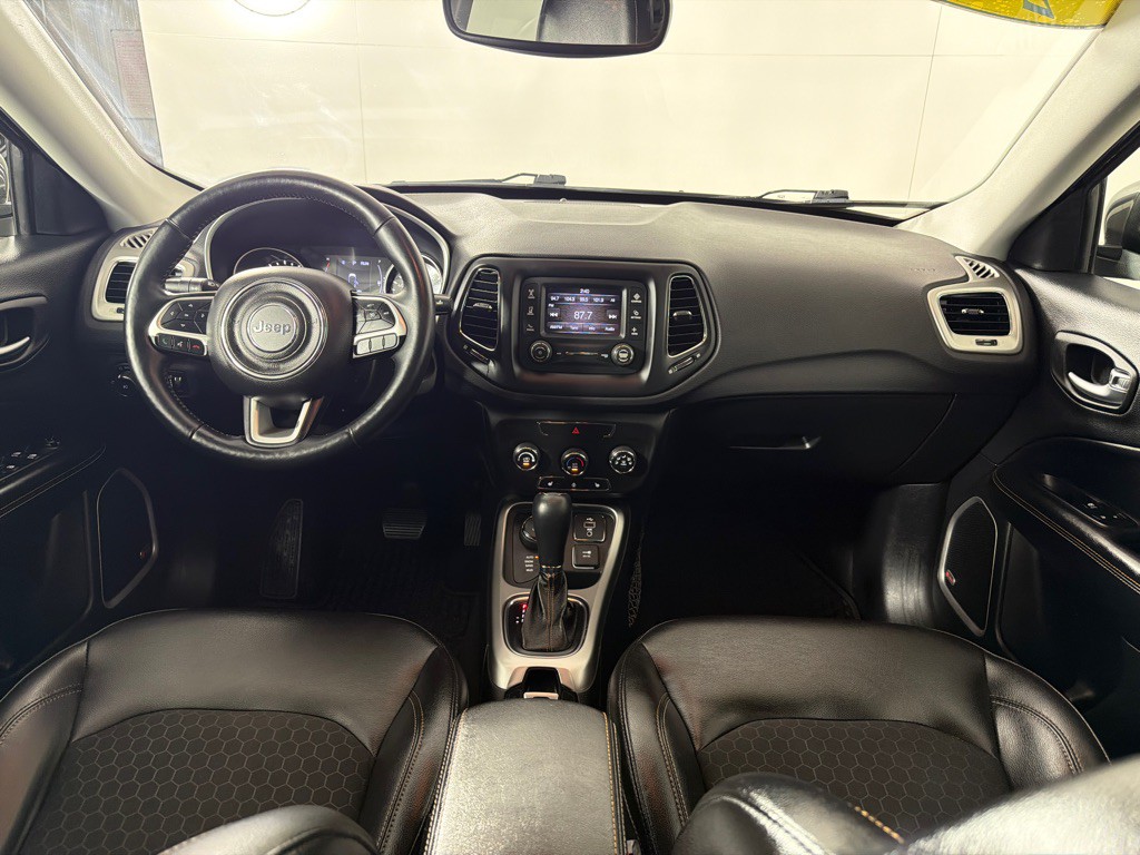 2018 Jeep Compass Image 22