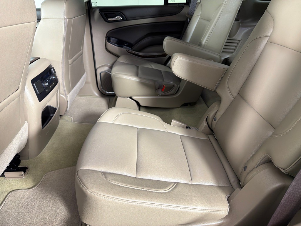 2017 Chevrolet Tahoe Image 19