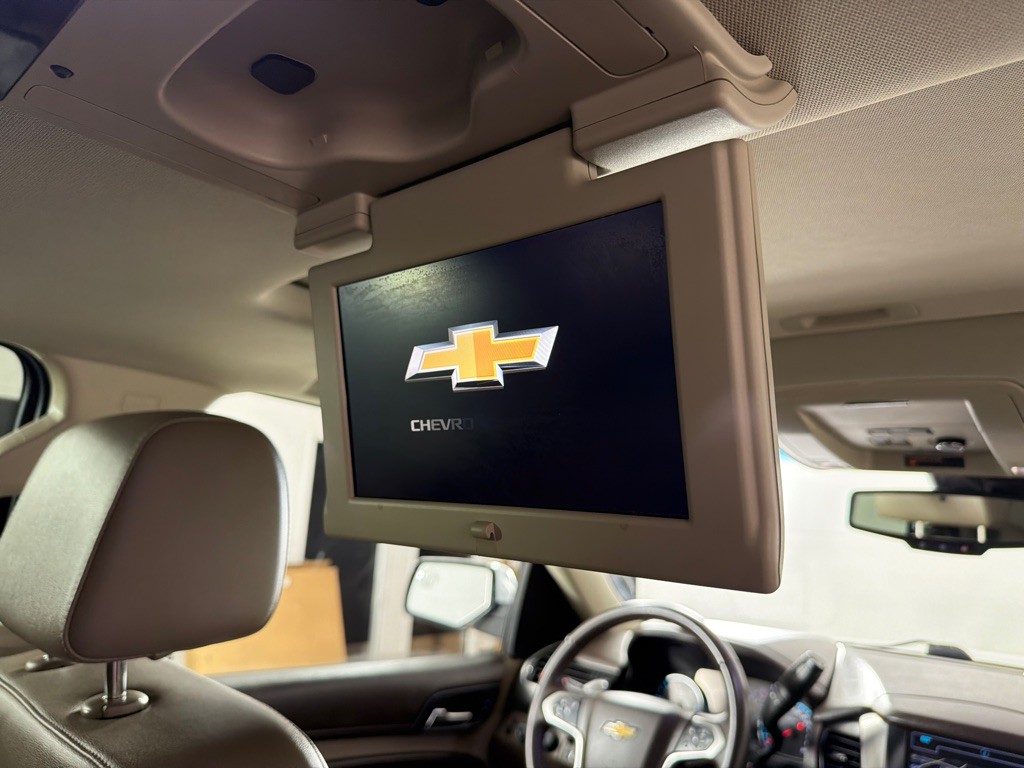 2017 Chevrolet Tahoe Image 28