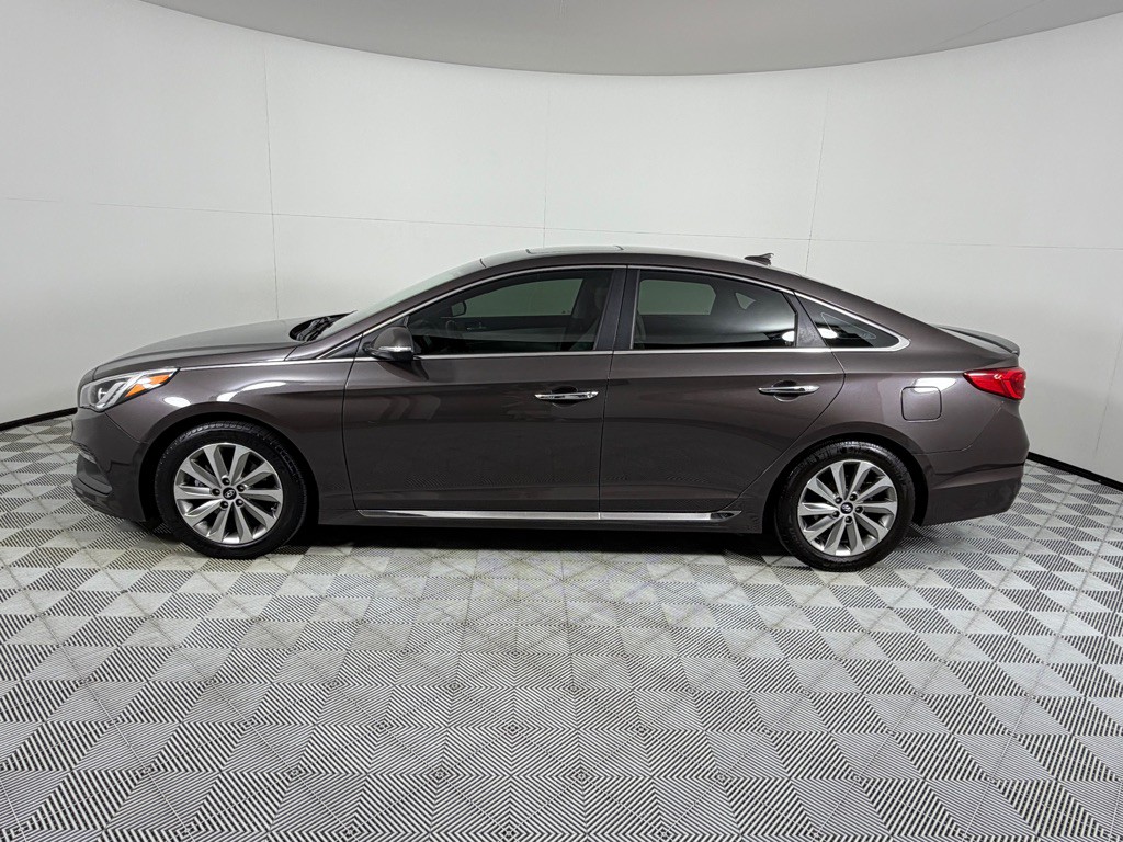2016 Hyundai Sonata Image 8