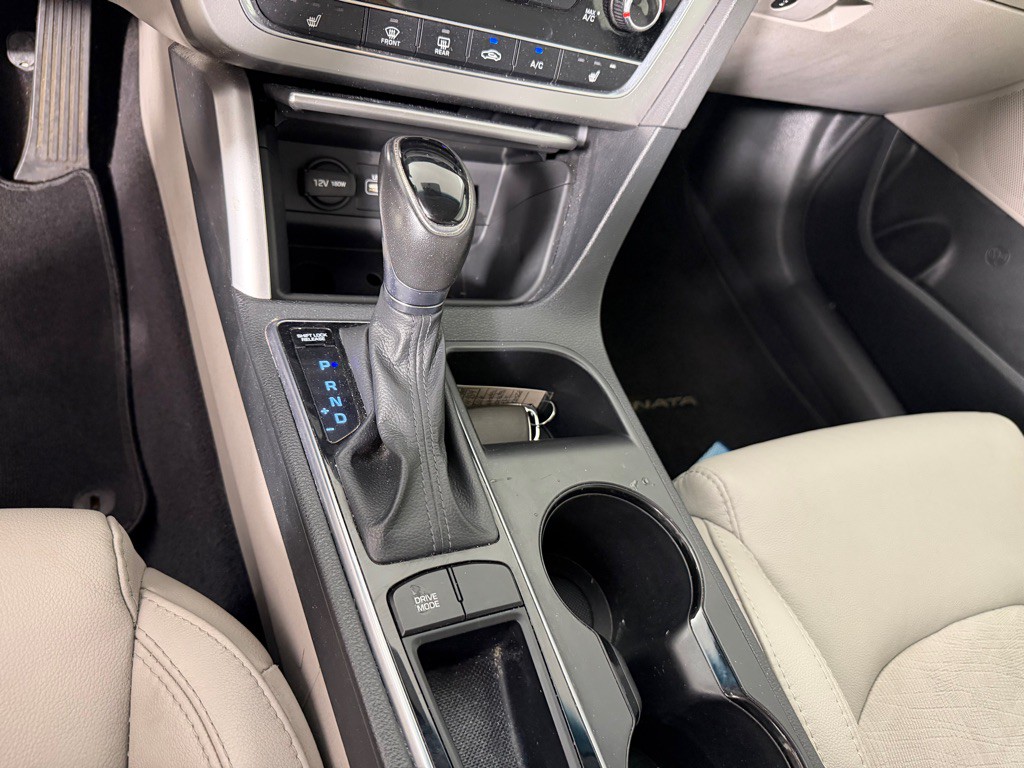 2016 Hyundai Sonata Image 19