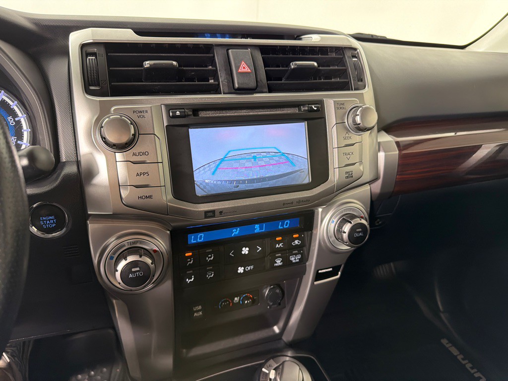 2017 Toyota 4Runner Image 15