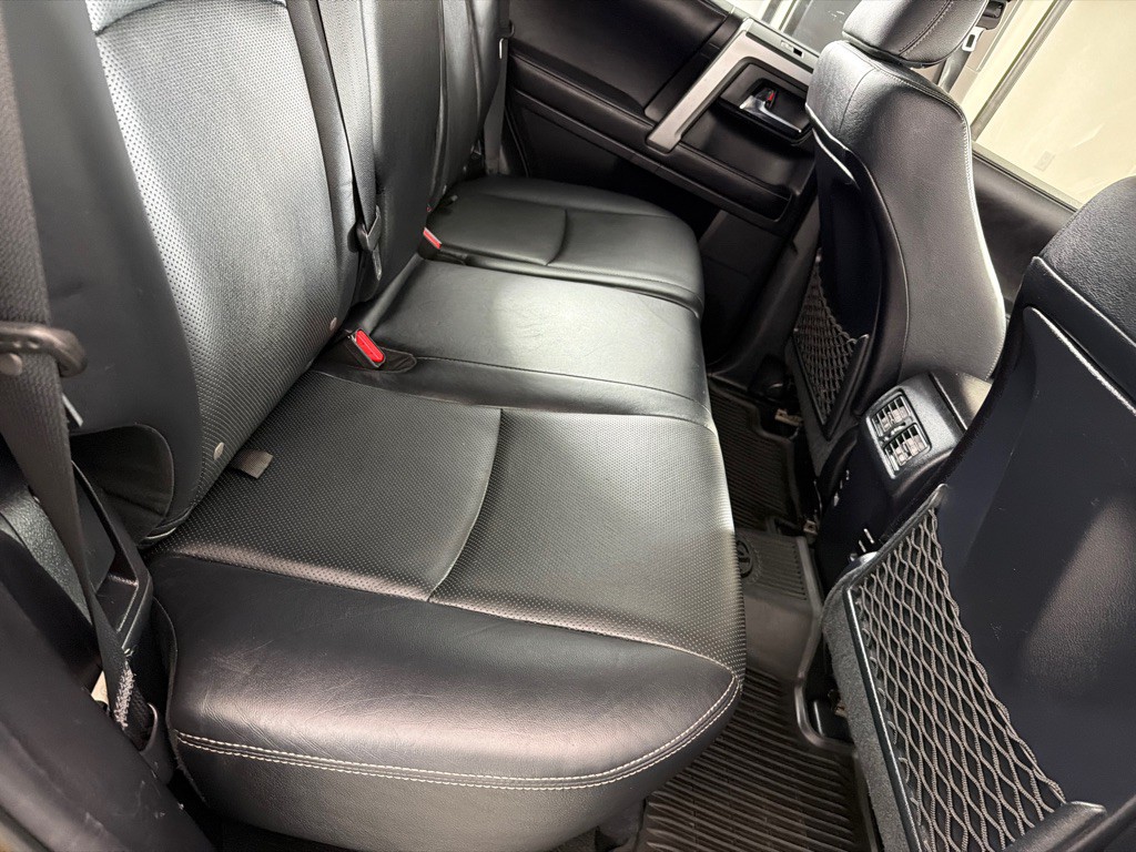 2017 Toyota 4Runner Image 20