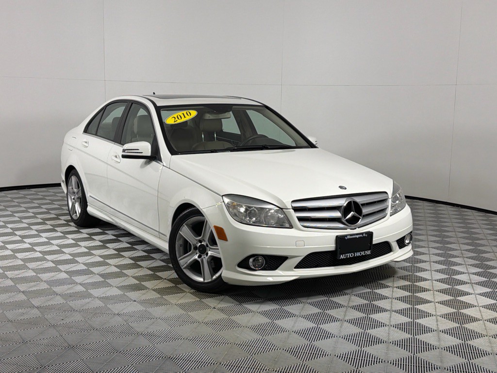 2010 Mercedes-Benz C-Class Image 2