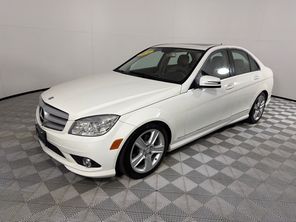 2010 Mercedes-Benz C-Class Image 9