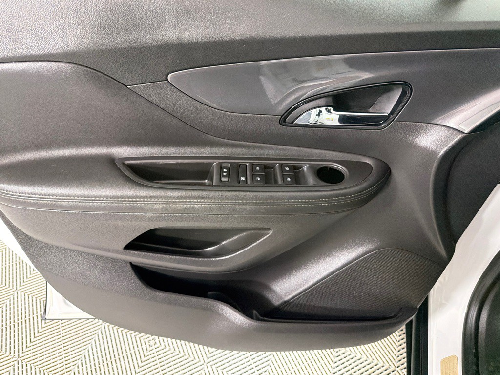 2019 Buick Enclave Image 10