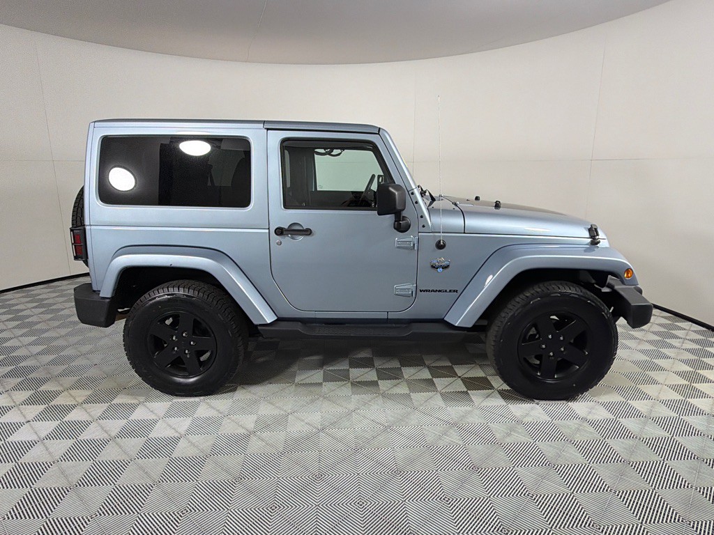 2012 Jeep Wrangler Image 4