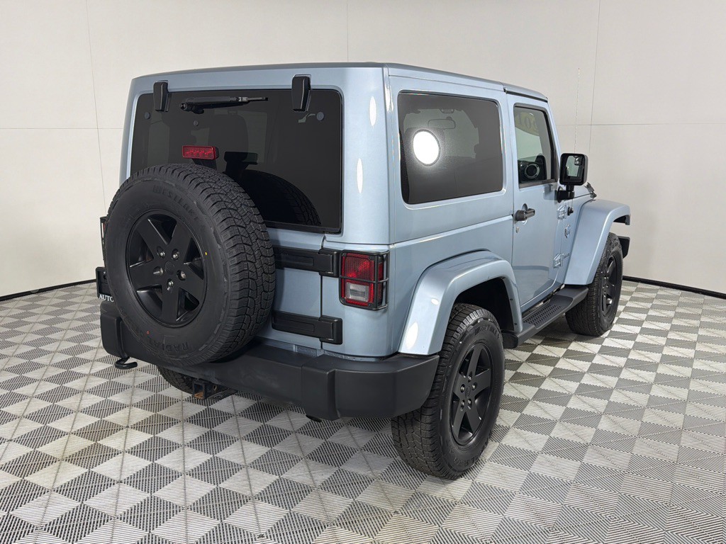 2012 Jeep Wrangler Image 5