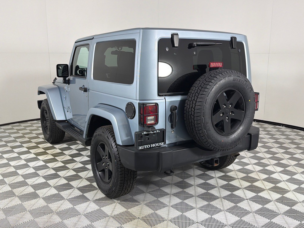 2012 Jeep Wrangler Image 7