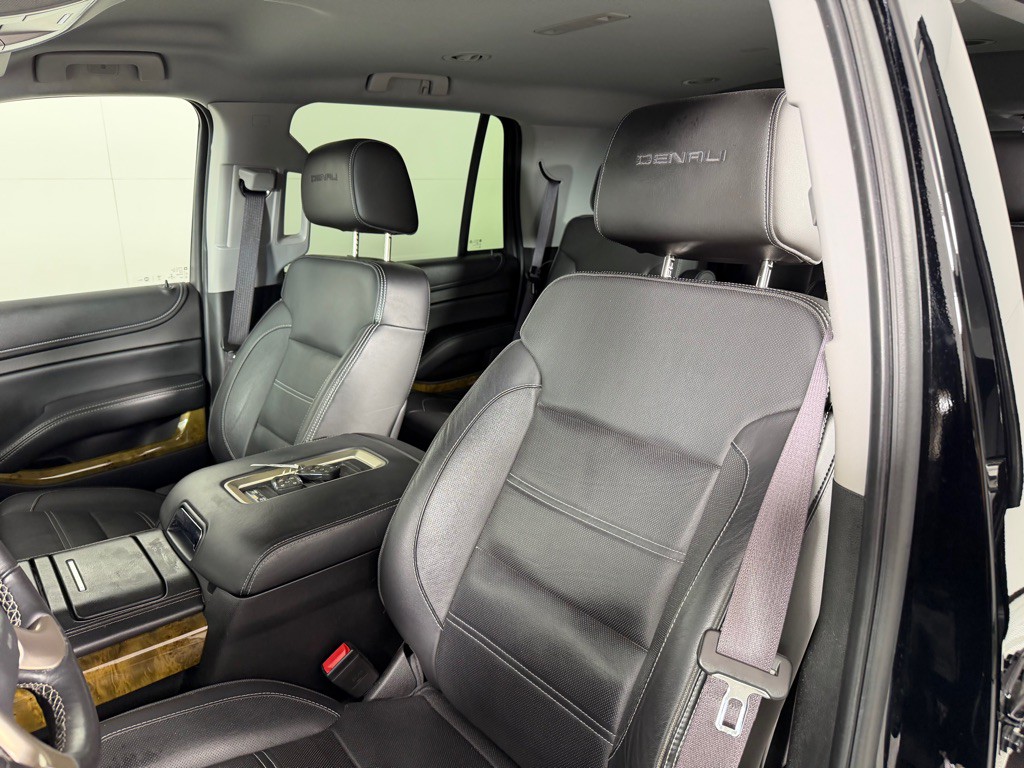 2016 GMC Yukon Image 13
