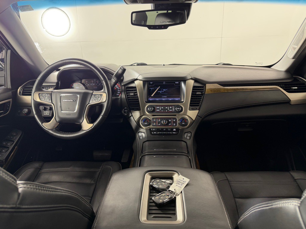 2016 GMC Yukon Image 27