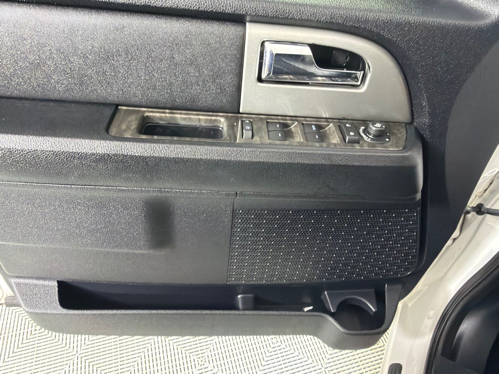 2016 Ford Expedition Image 11