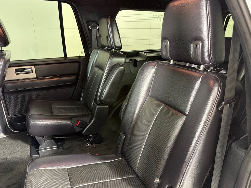 2016 Ford Expedition Image 19